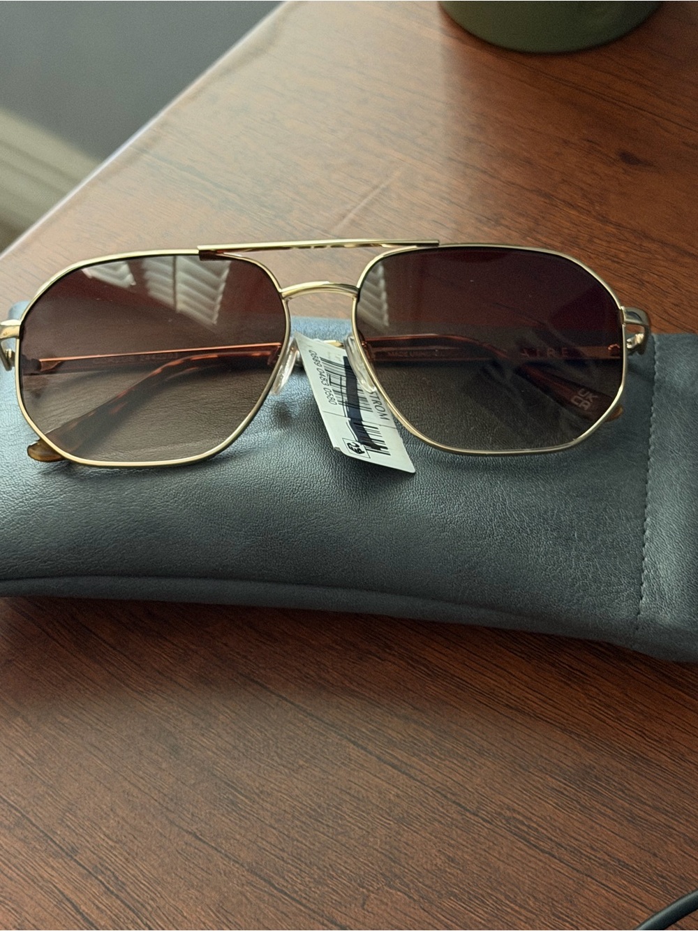Gold Metal Aviator Sunglasses with Brown Gradient Lenses - Picture 6 of 6